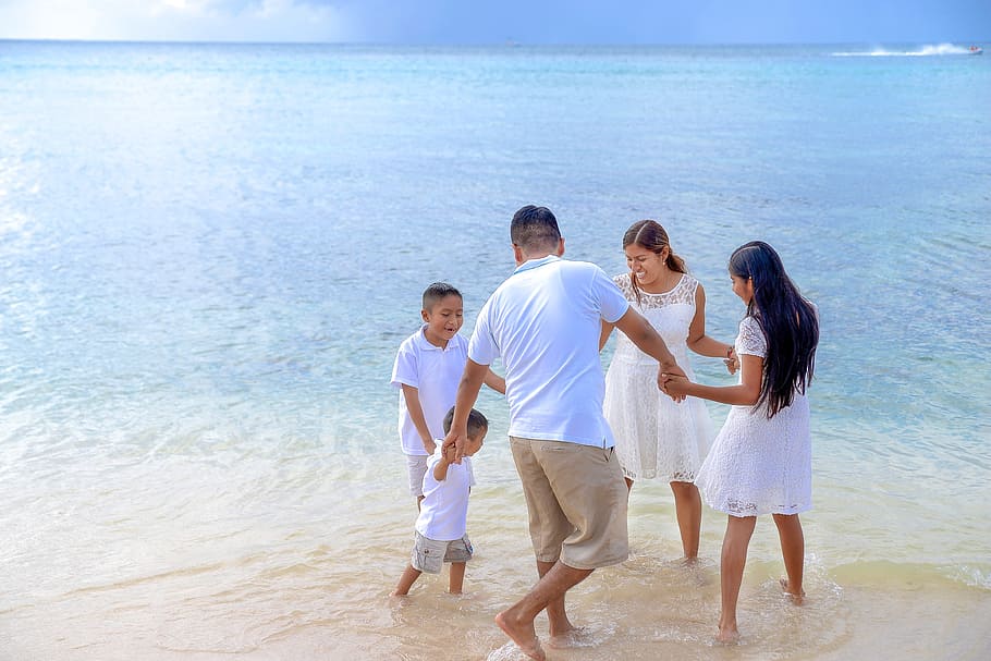 Cheap Vacation Ideas for Families: 15 Budget-Friendly Trips